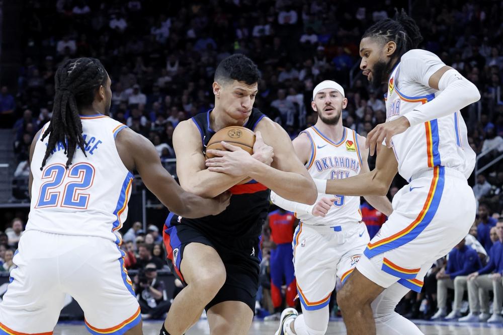 通过媒体和 通过媒体和